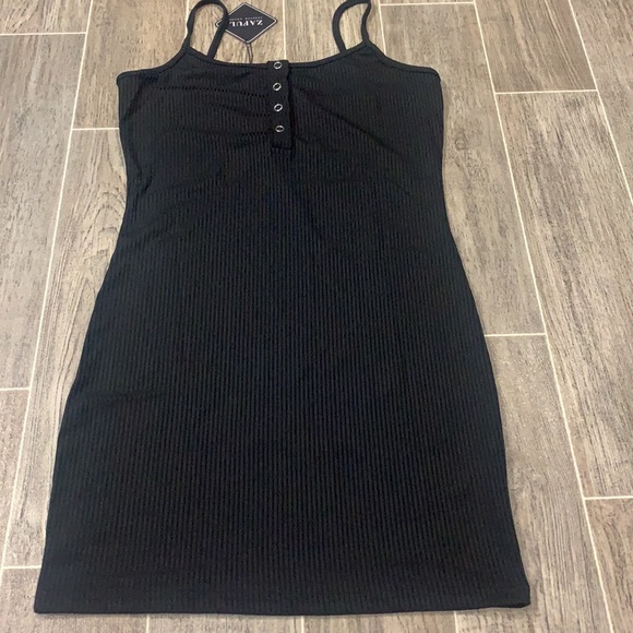 NWT Black Ribbed Henley Bodycon - Picture 2 of 5
